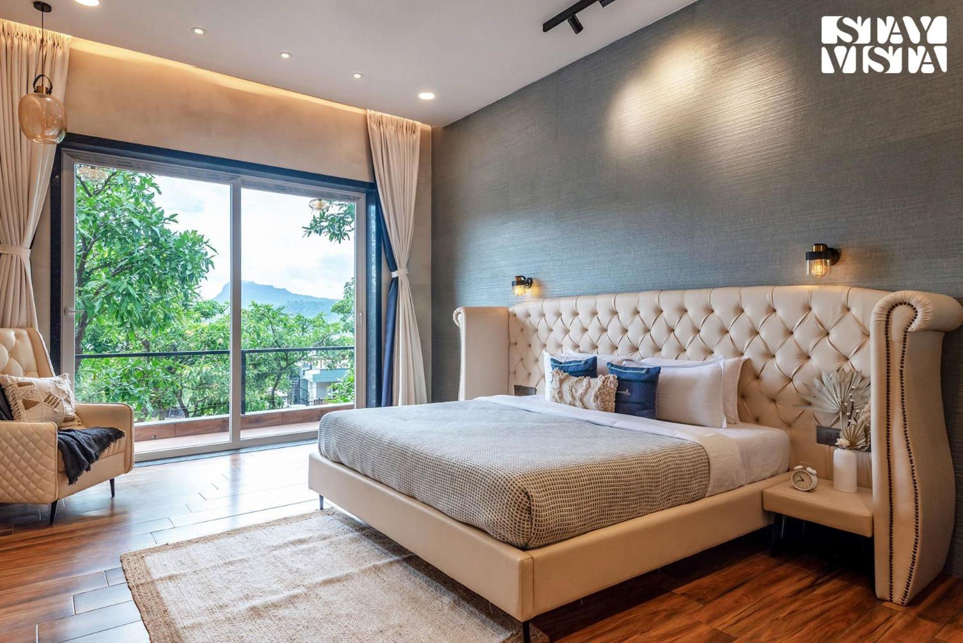 Stayvista At La Nirvana With Pool, Music Speaker & Indoor-Outdoor Game Lonavala Exteriér fotografie