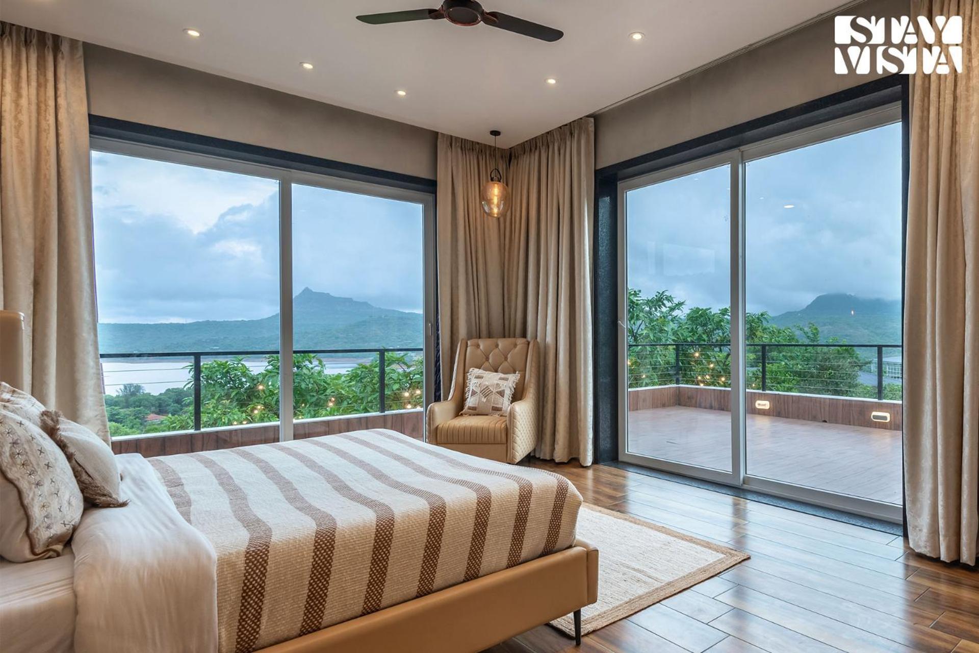 Stayvista At La Nirvana With Pool, Music Speaker & Indoor-Outdoor Game Lonavala Exteriér fotografie